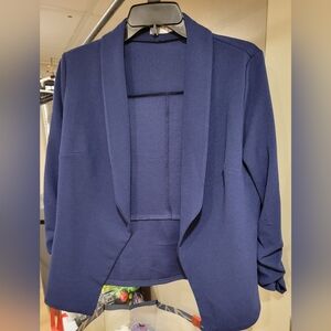 Like New Elegant Navy Women's Blazer